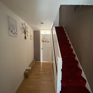 Sariyu Space Barking Barking (Greater London)