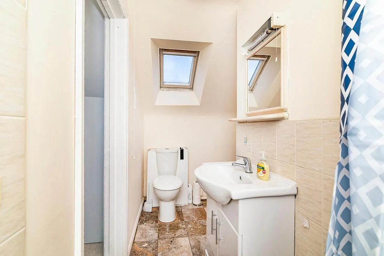 Longbridge House Villa Barking  Barking (Greater London)